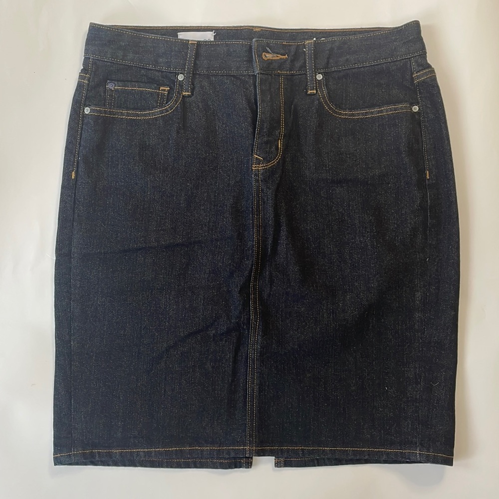 Levi 5 pocket pencil skirt